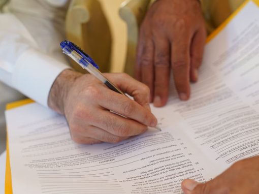 Actualiza la documentación laboral conforme a la normativa vigente